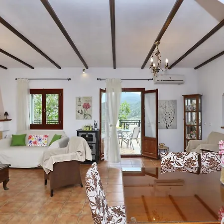 Augusta Skopelos Town